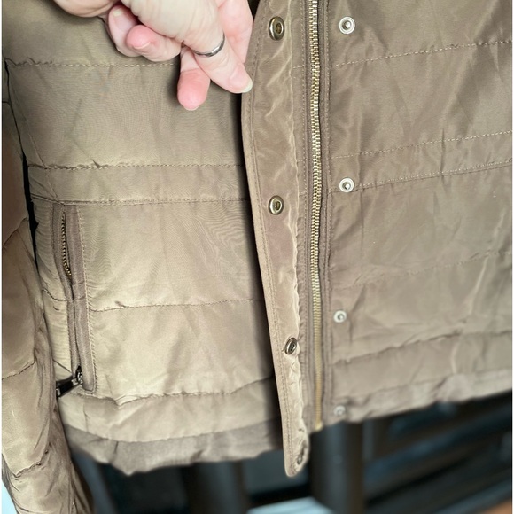 ZARA Parka with faux fur detachable hood. - Picture 6 of 6